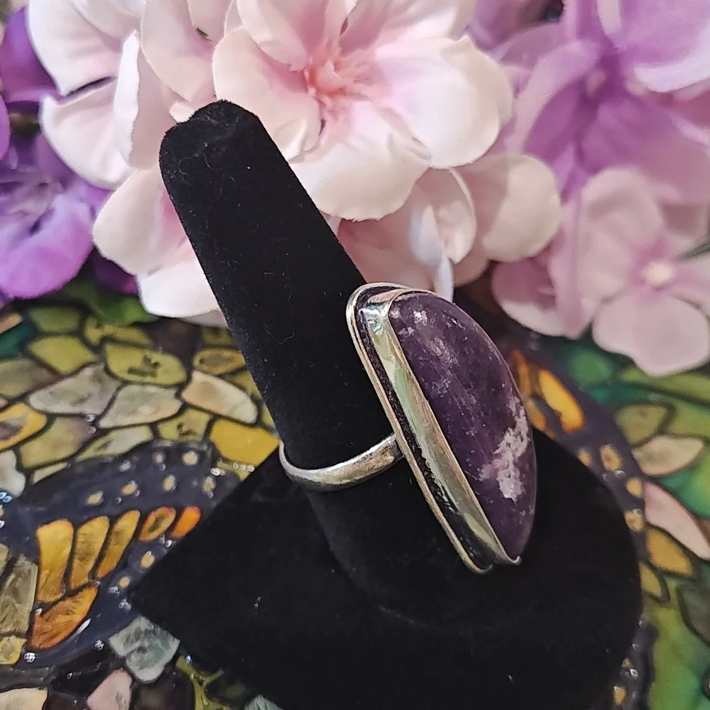 Lepidolite Gemstone Ring - Size 9 - Picture 3 of 8